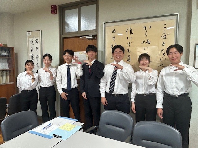 実物提示教育　３枚 教育実習生がやって来ました！【2026.05.28】 | お知らせ | トピックス