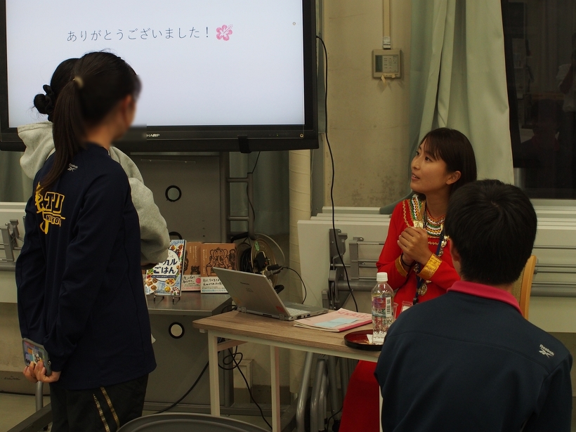 トーク終了後、1時間近く話し込みました